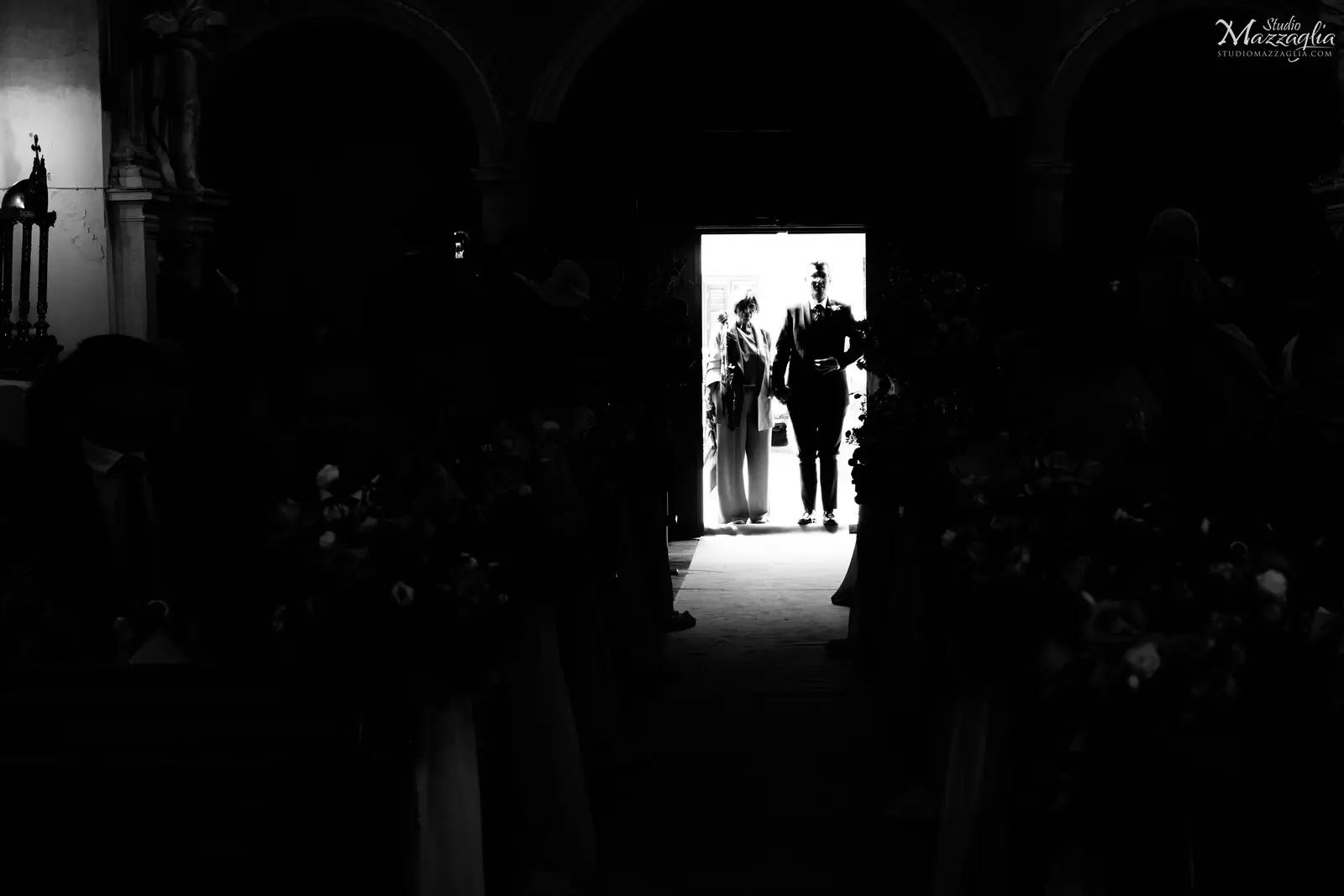 Ingresso sposo Ingresso dello sposo in chiesa