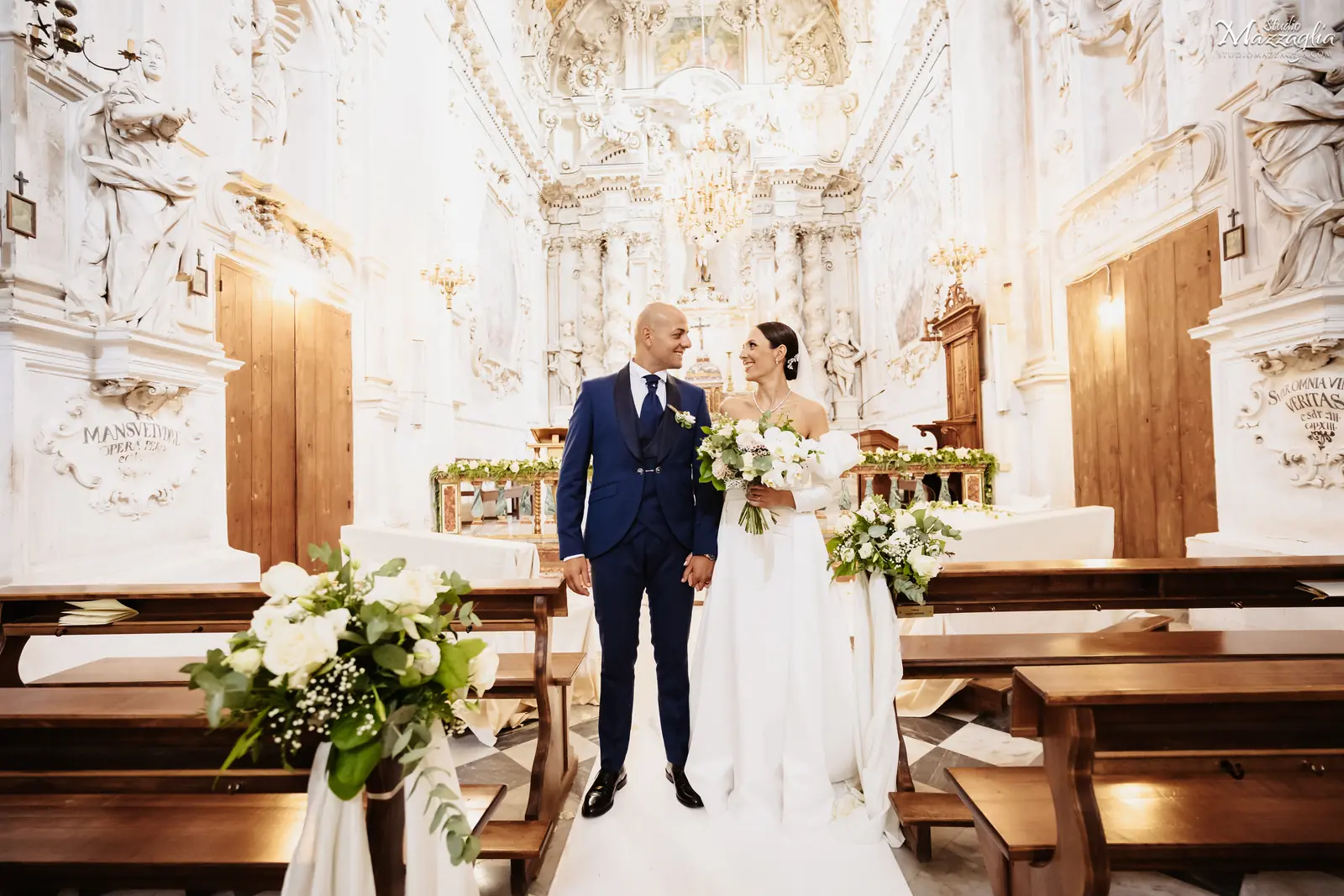 Uscita dalla chiesa Uscita dalla chiesa